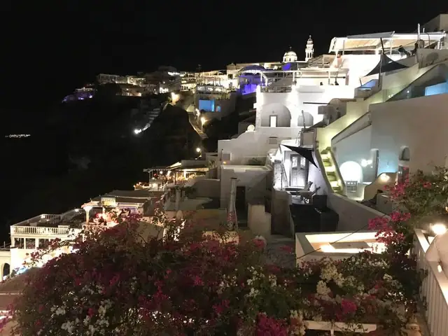 JWH Santorini 1.jpg