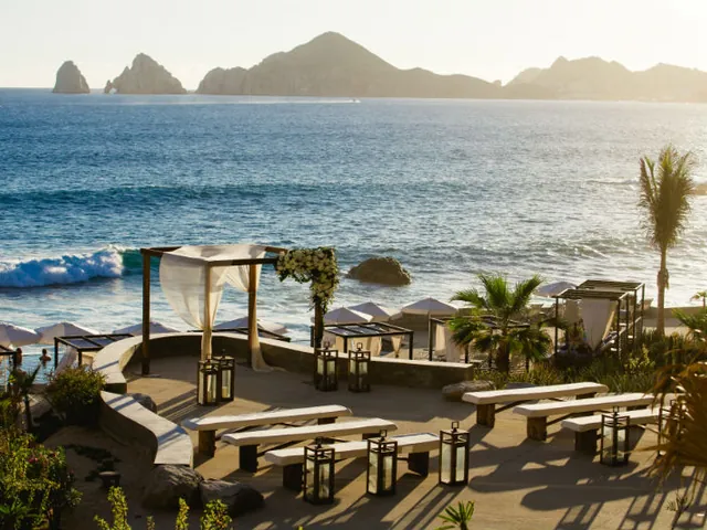 A Family Vacation for 10 Made Easy with Lana!