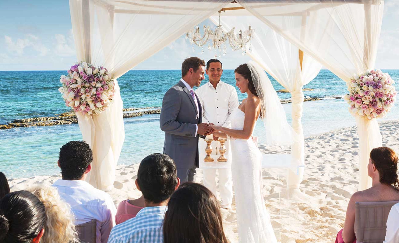 Cash For Your Bash at Karisma