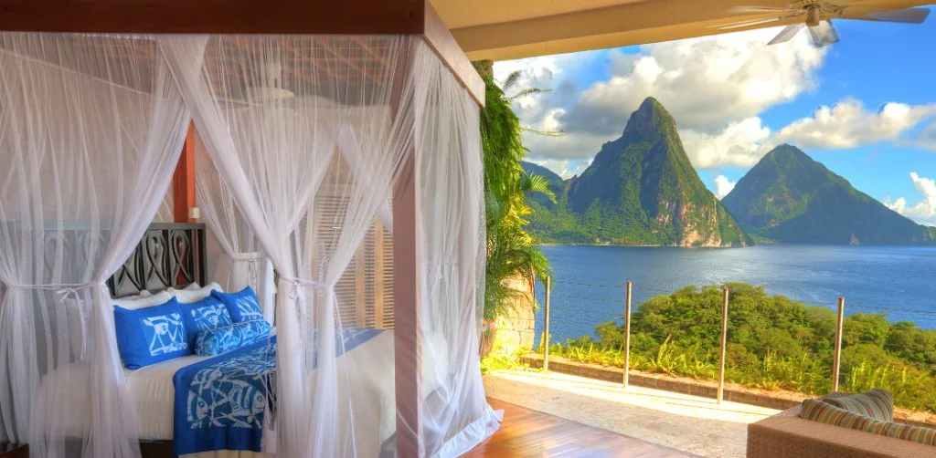 Jade Mountain Resort