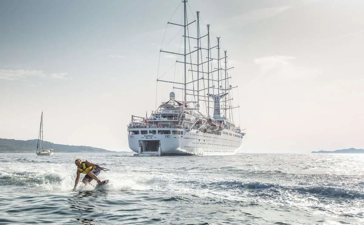 Club Med 2 Cruises