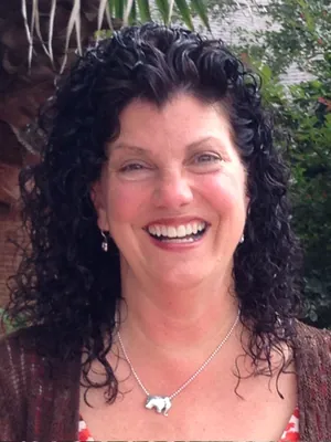Sandi Favre