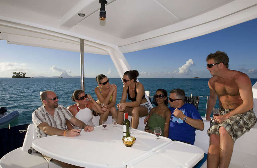 Tahiti 7-day suggested yacht itinerary