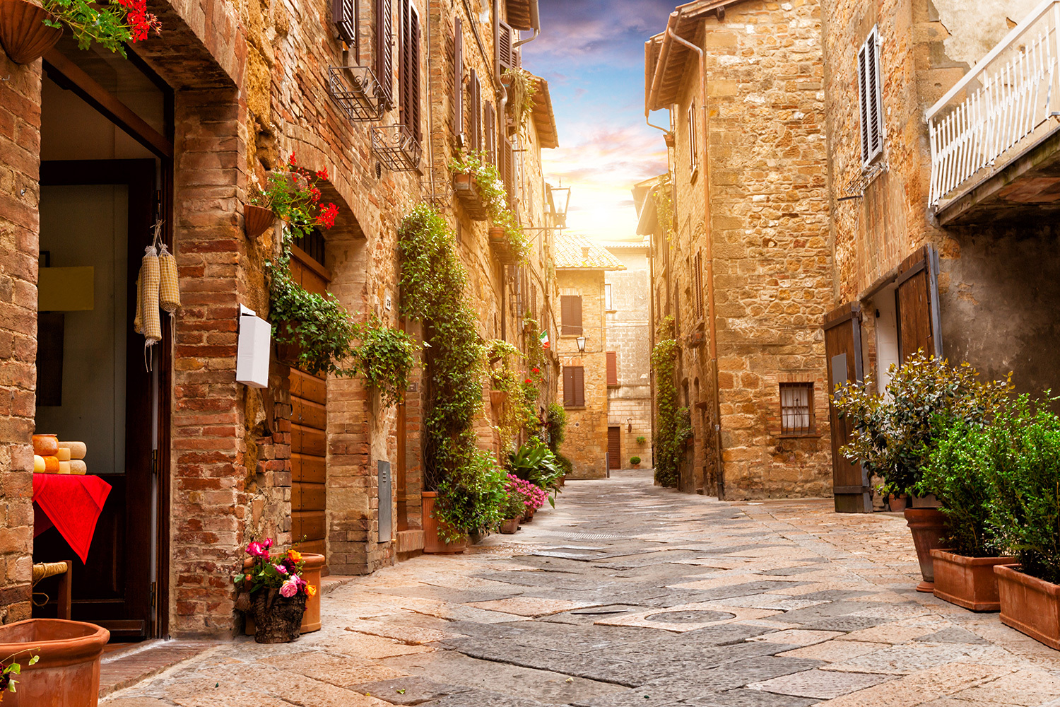 Street-Pienza.jpg