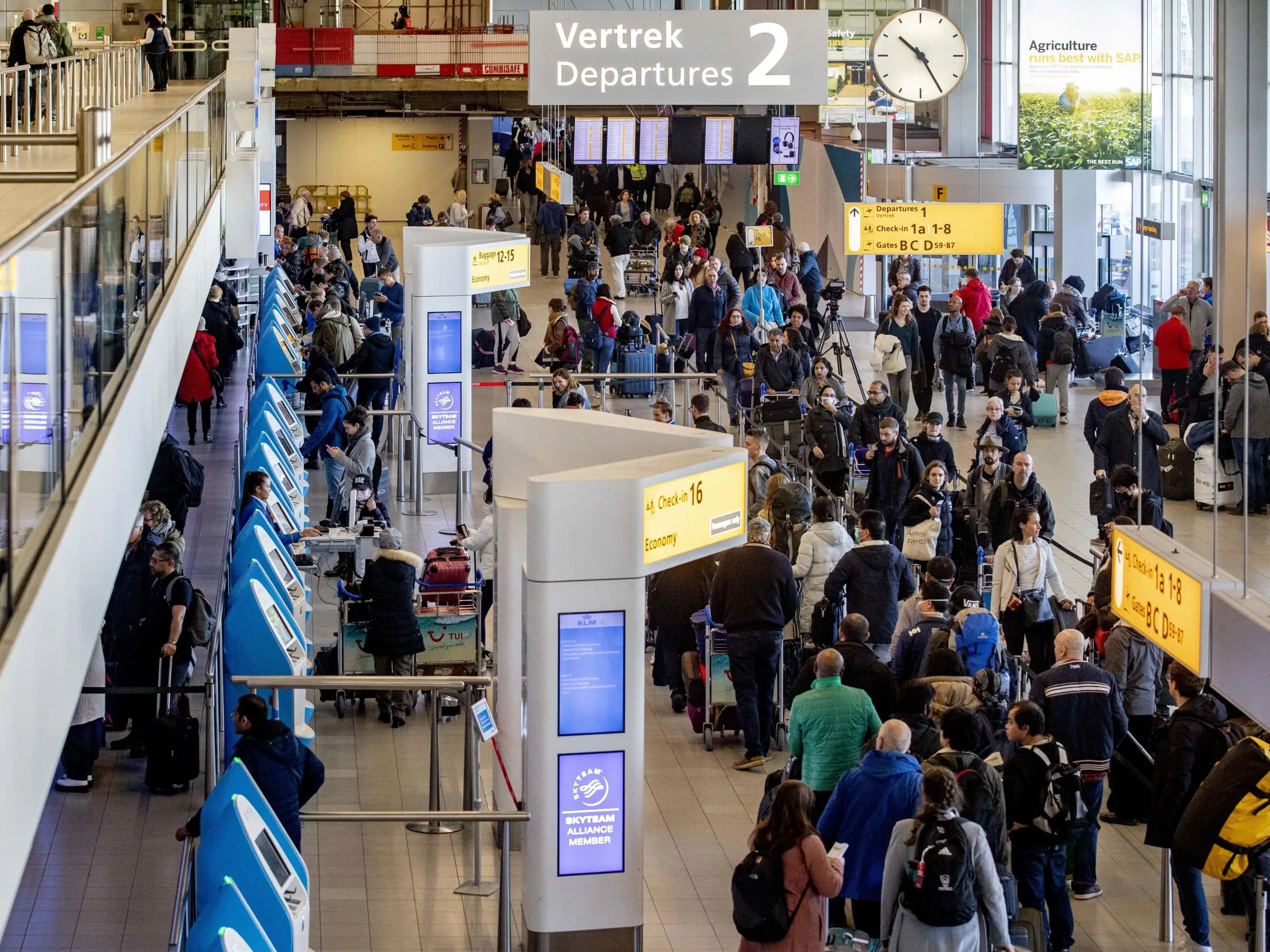After travel ban, WorldTek scrambles to bring home 120 US athletes