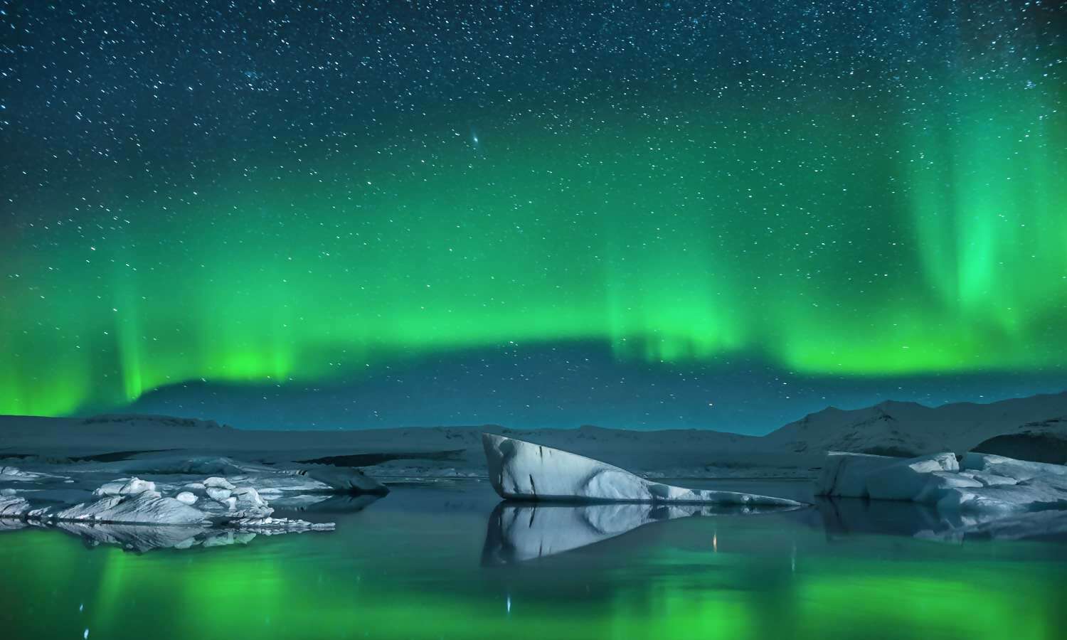 When is the Best Time to See the Northern Lights on an Alaska Cruise
