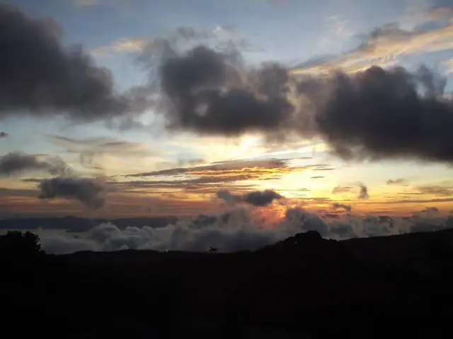 Travel Q&A with Amanda Lindsay!