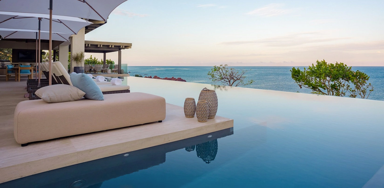 Villas and Private Homes