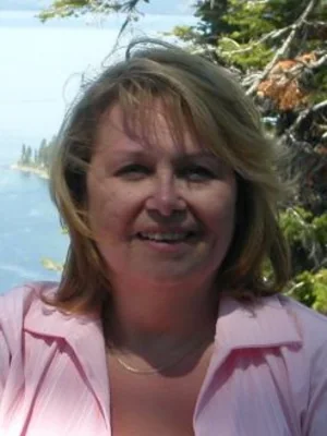 Dennise Tracey