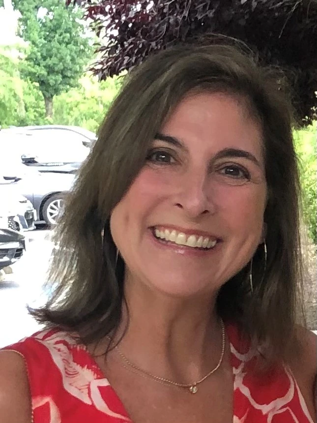 Julie McKelvey