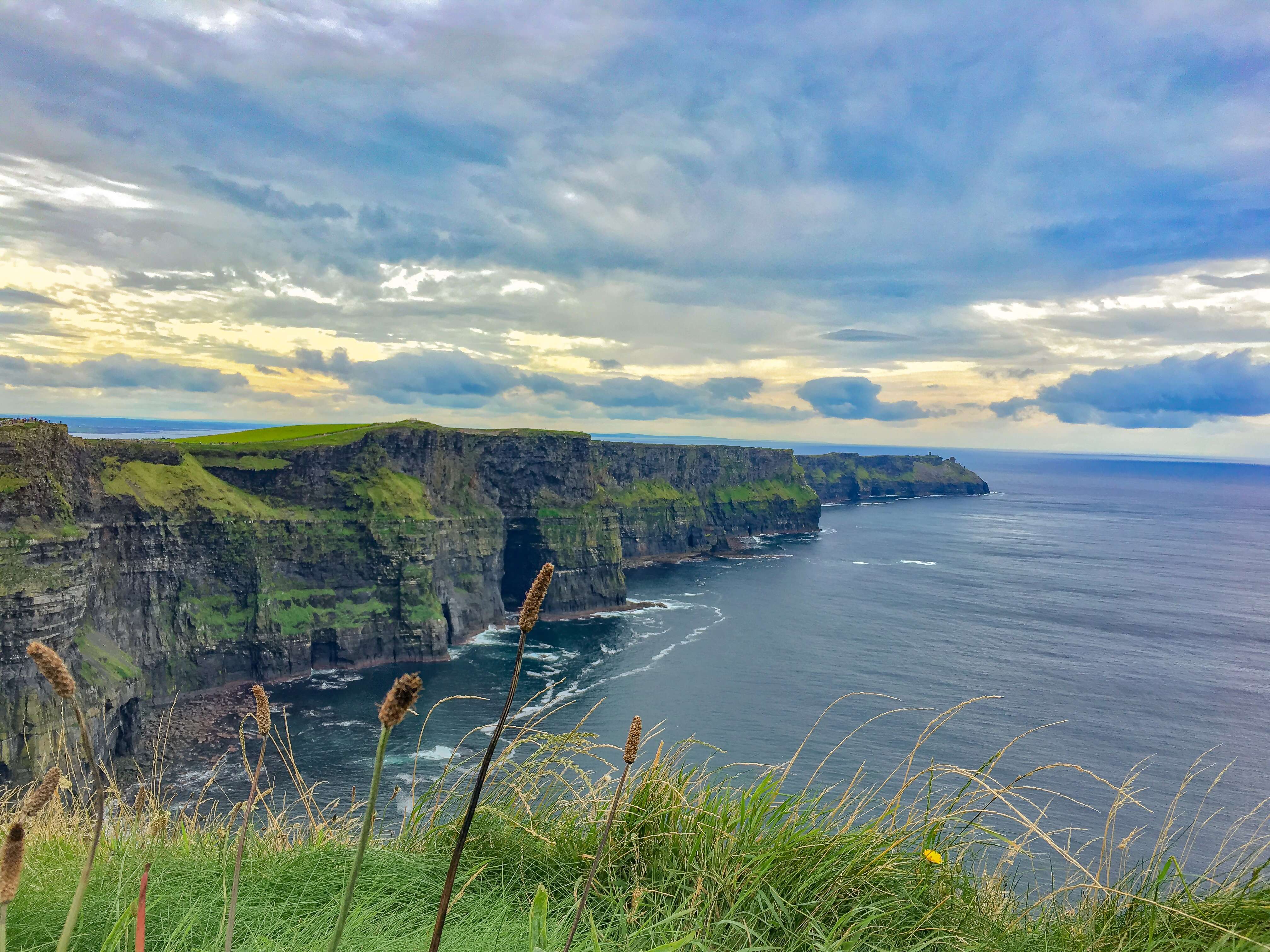 Who is ready to return to Ireland? $300 Air Credit Available!