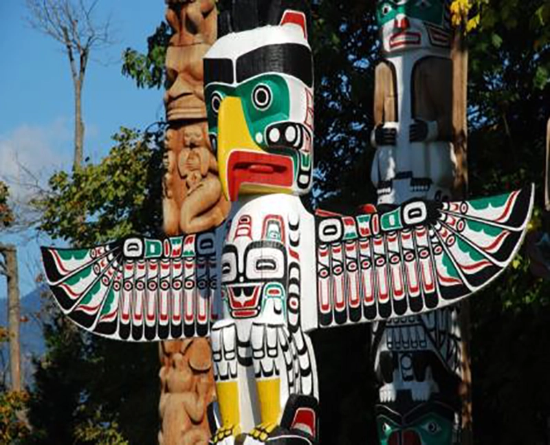 Totems, Canyon And Mountain