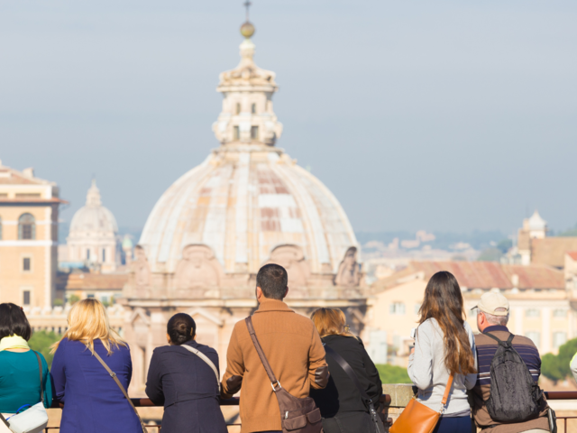 THE BEST GROUP TRAVEL ACTIVITIES IN EUROPE