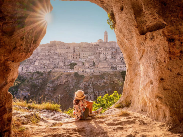 Discovering Hidden Gems: The Best Off-the-Beaten-Path Escorted Tours