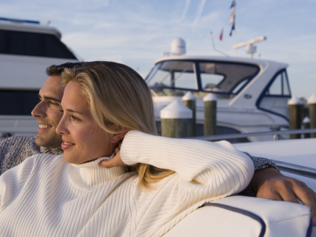 Intimate Escapes: Perfect Romantic Getaways on Luxury Small Yachts