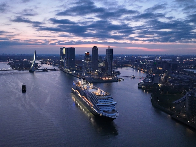 Holland America Line Partners with Blond Amsterdam
