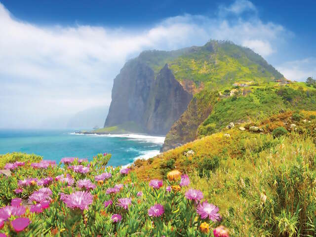 Intimate Yachting Explorations