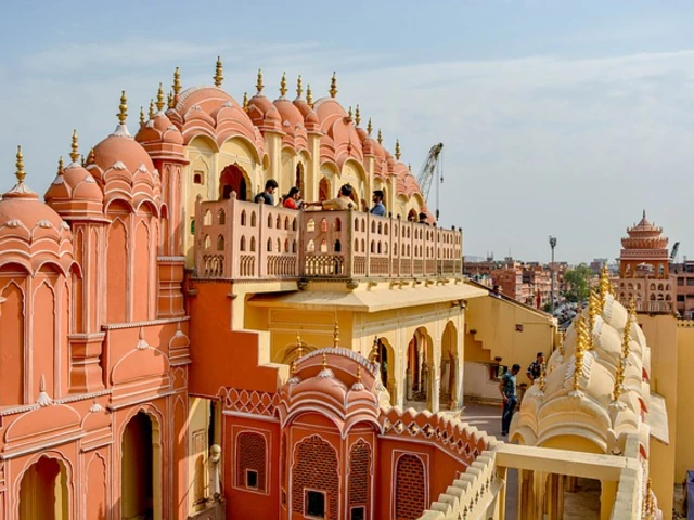 Tuesday, November 3: Abhaneri / Jaipur