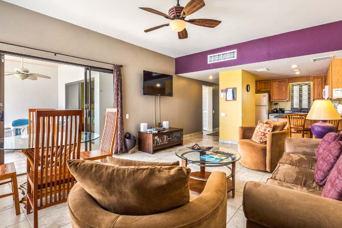 Royal Sea Cliff Kona by Outrigger LIVING ROOM