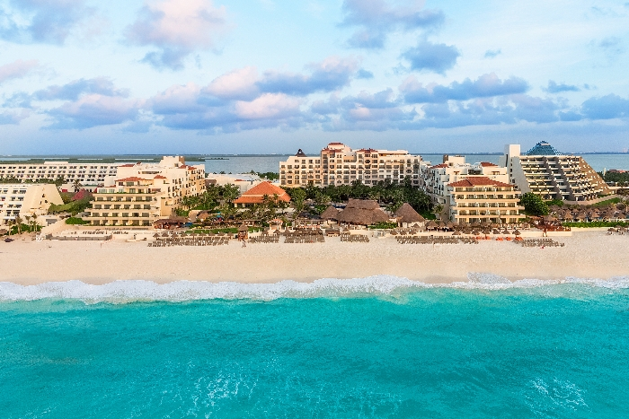 Fiesta Americana Condesa Cancun beach