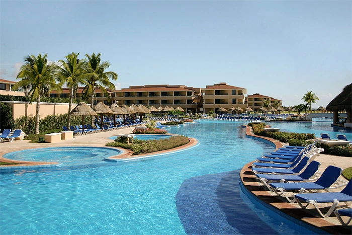 Moon Palace Cancun pool