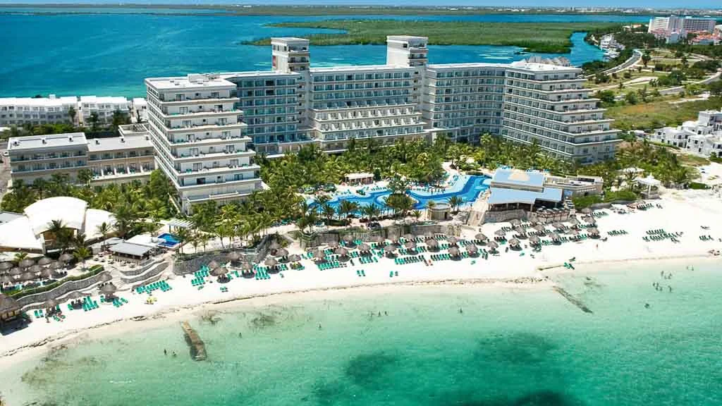 Riu Caribe Cancun, Mexico vacations, hotels, flights