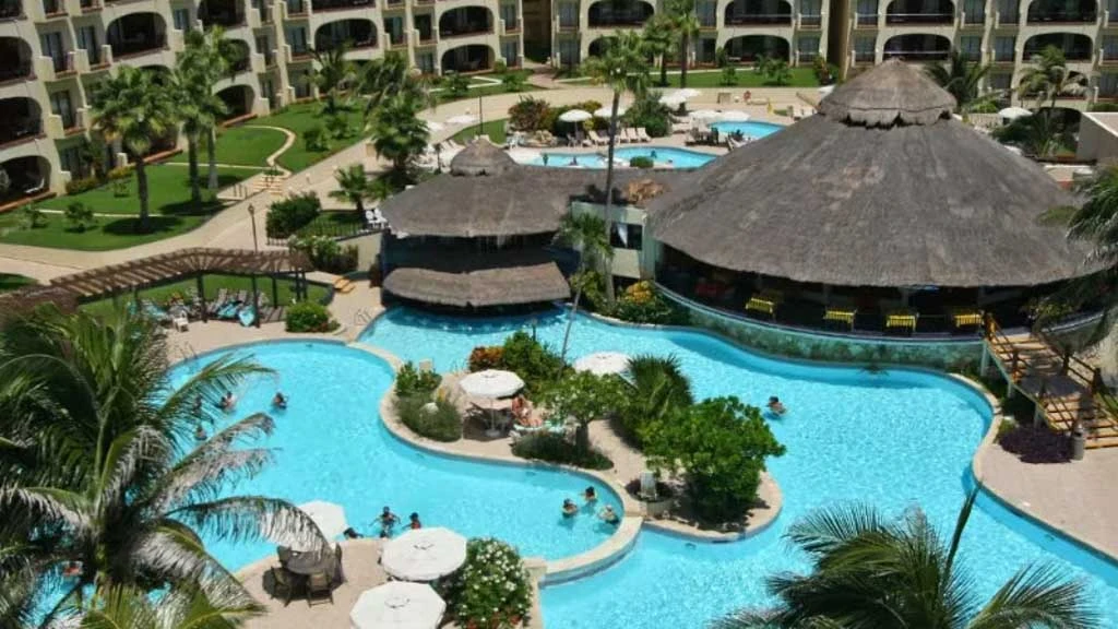 Emporio Cancun Cancun, Mexico swim up bar