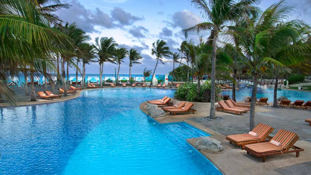 The Pyramid At Grand Oasis Cancun, Mexico pool