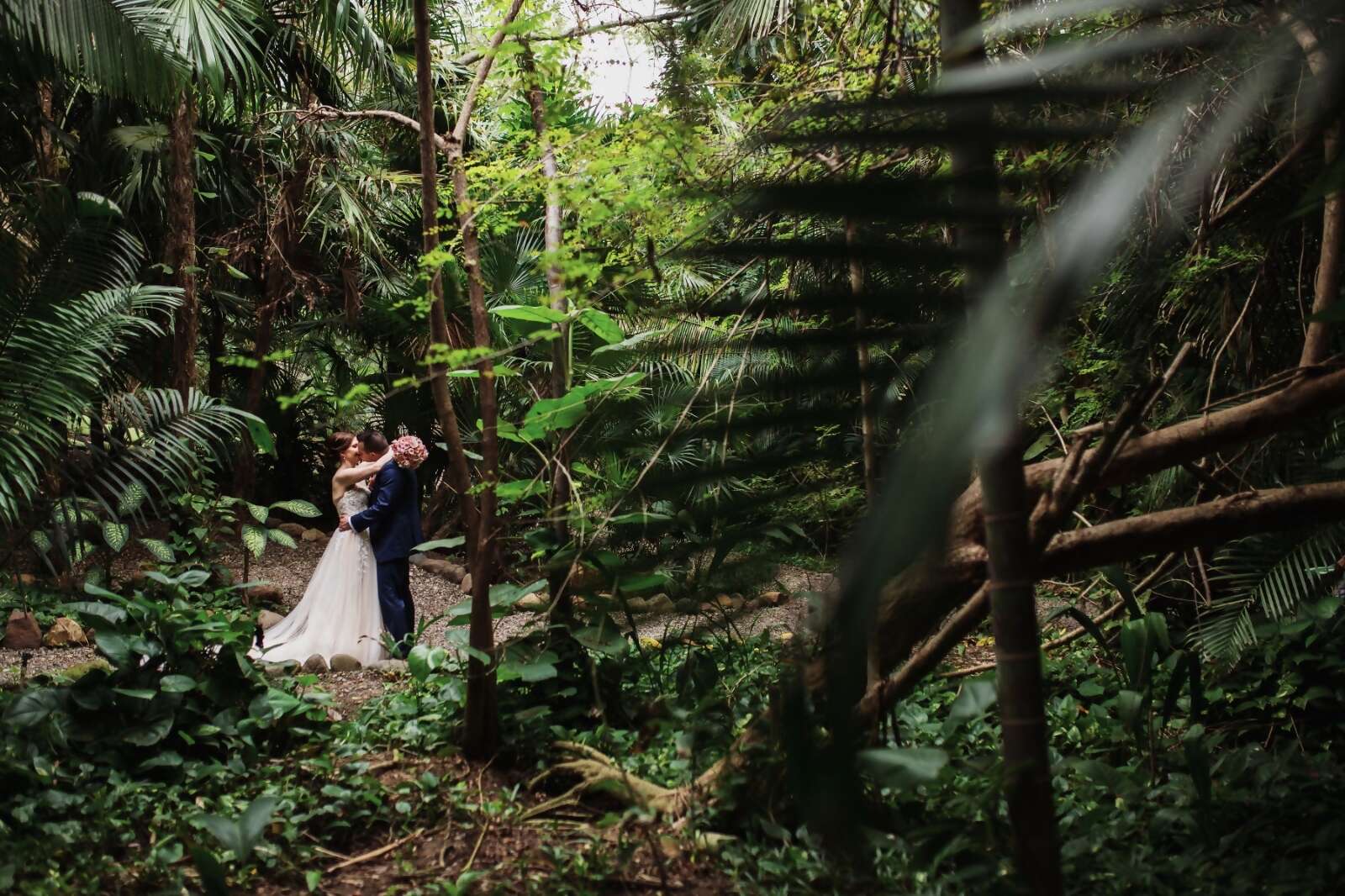 liza wedd IMG_3582.jpg