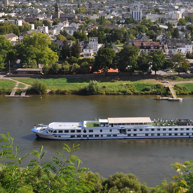 Hill's Travel Service