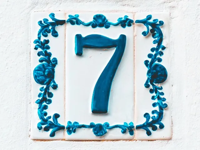 Door #7 of our most festive 12 homes for the holidays hides a treehouse under a big sky, with glaciers for neighbors