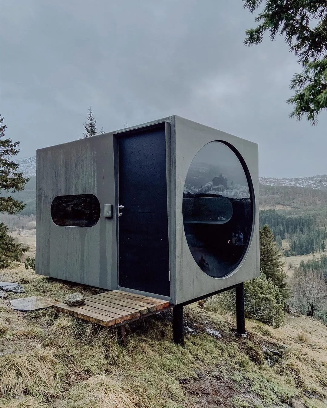 Contemplating the Førde Fjord from Superhost Torstein’s cubic cabin might be the world’s best way to think inside the box