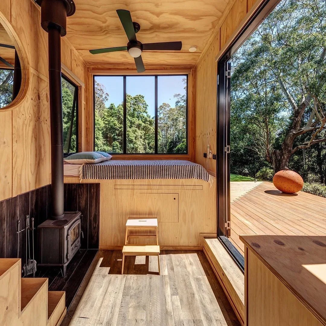 Only two hours from Sydney, Lucky’s tiny house lets you live among the wildlife of Kangaroo Valley