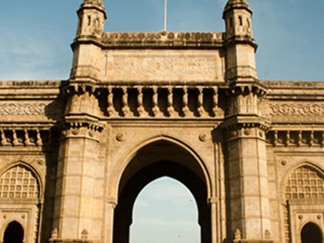 Icons of India: The Taj, Tigers & Beyond with Southern India