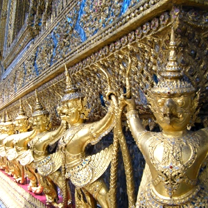 Exploring Vietnam & Cambodia with Chiang Mai & Bangkok