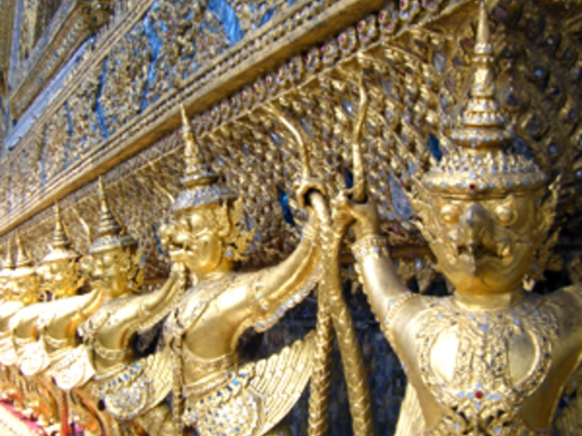 Exploring Vietnam & Cambodia with Chiang Mai & Bangkok