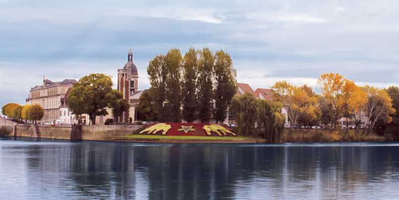 saone_river_cruise.jpg
