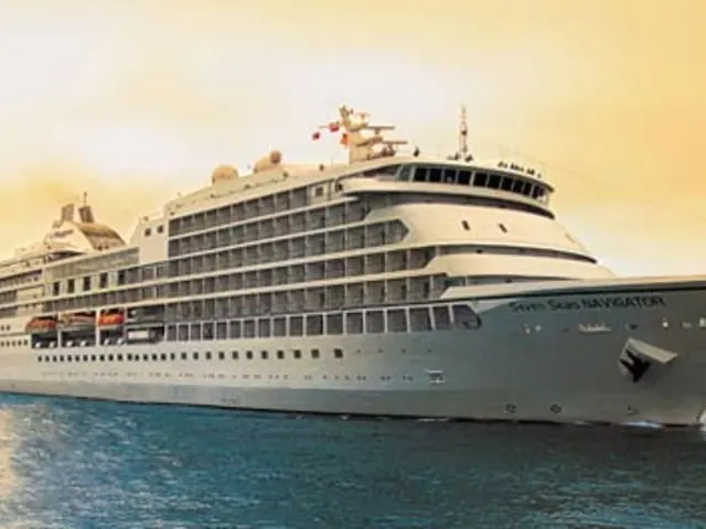 15NT Scand   Russia Iceland Midnight Sun EXP