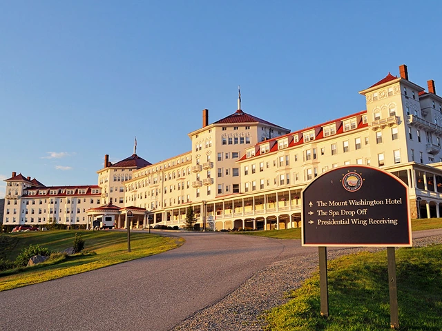 Historic Hotels of New England featuring The Equinox and Omni Mount Washington resorts