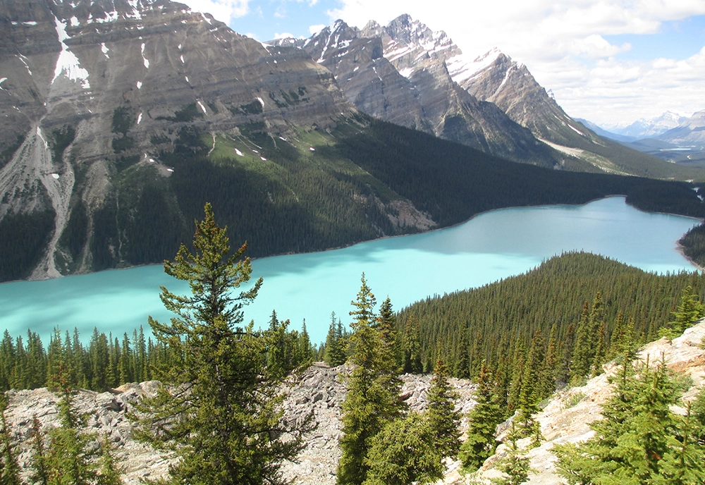 Canadian Rockies featuring Rocky Mountaineer® Train