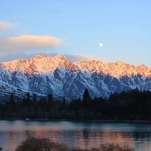 Sun & Fun Down Under with Queenstown