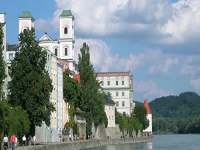 Jewels of Central Europe & Jewish Heritage with 2 Nights Paris & 2 Nights London