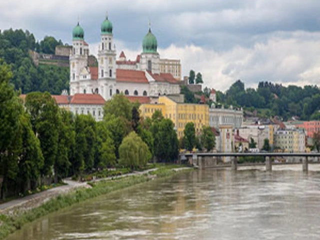 Jewels of Central Europe & Jewish Heritage with 2 Nights Paris