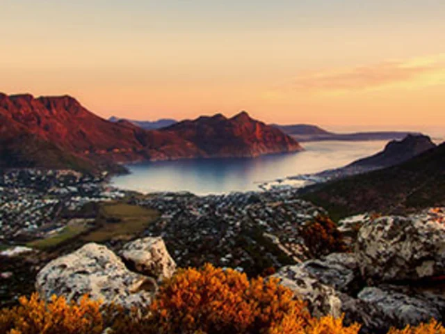 Splendors of South Africa & Victoria Falls with Dubai