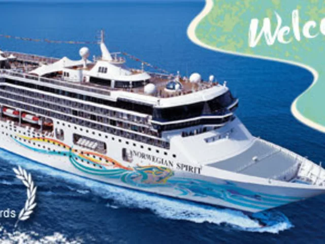 21-DAY ARABIAN ODYSSEY: ITALY, GREECE, ISRAEL, EGYPT, AND ABU DHABI FROM ROME (CIVITAVECCHIA)