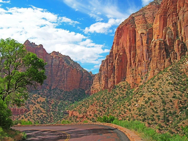 Canyon Country featuring Arizona & Utah