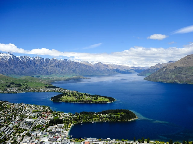 Exploring New Zealand featuring the North & South Islands