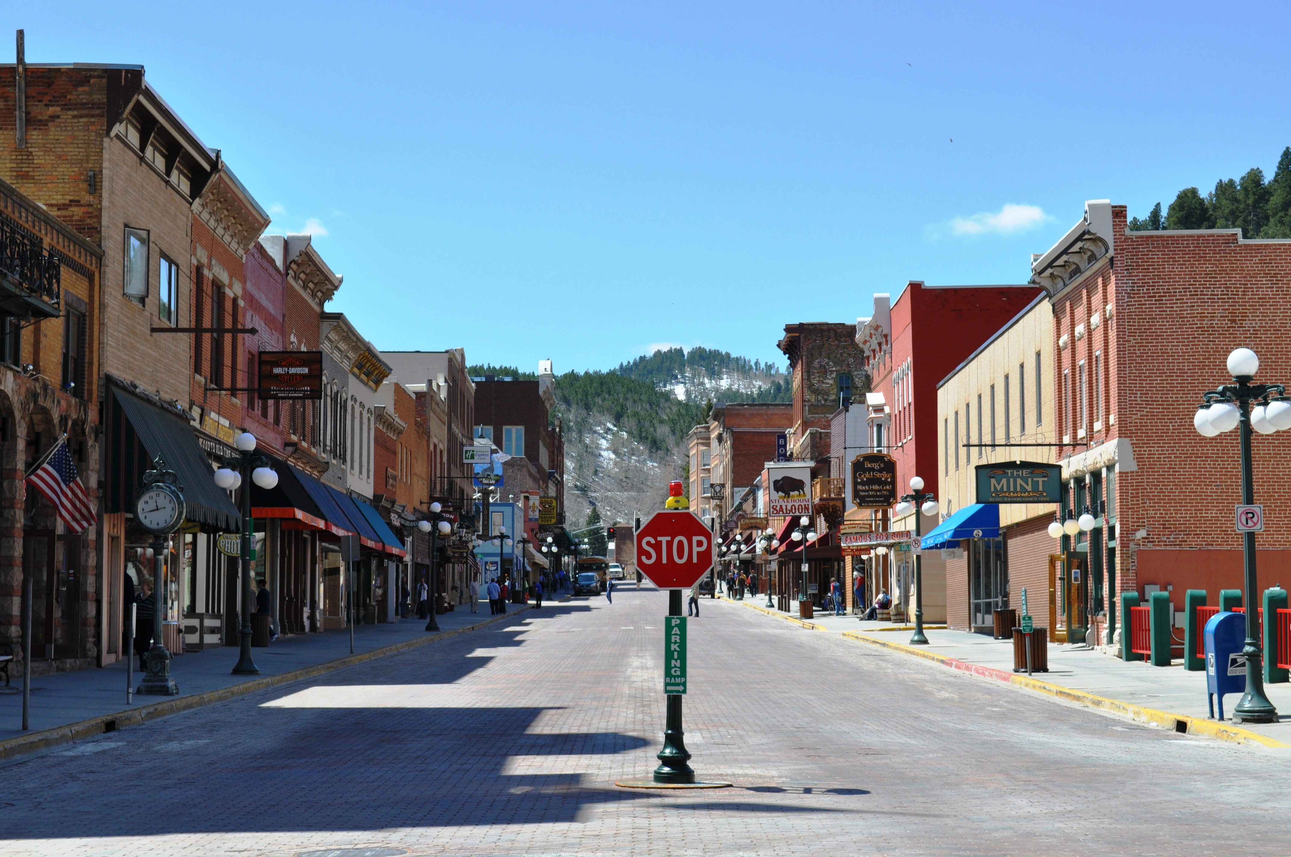 Spotlight on South Dakota The Black Hills & The Badlands