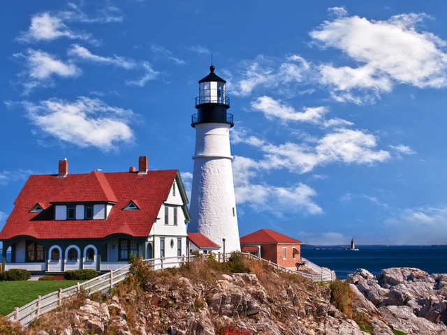 Historic Hotels of New England featuring The Equinox and Omni Mount Washington resorts