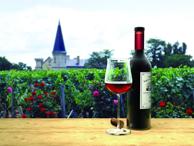 Journey through Southern France from Bordeaux to Provence